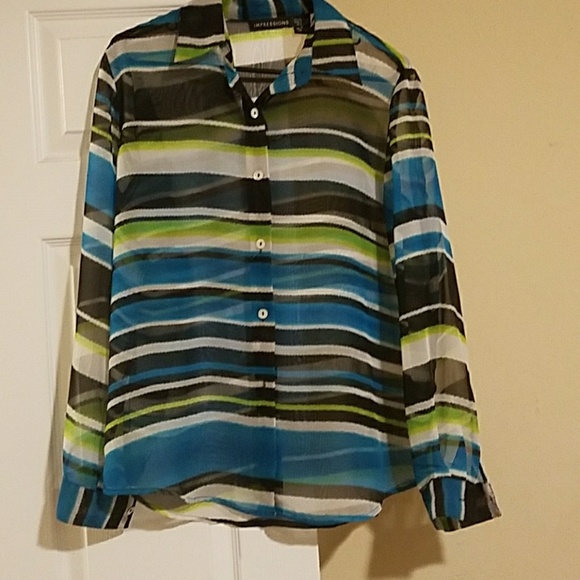 Shirt - Picture 3 of 3